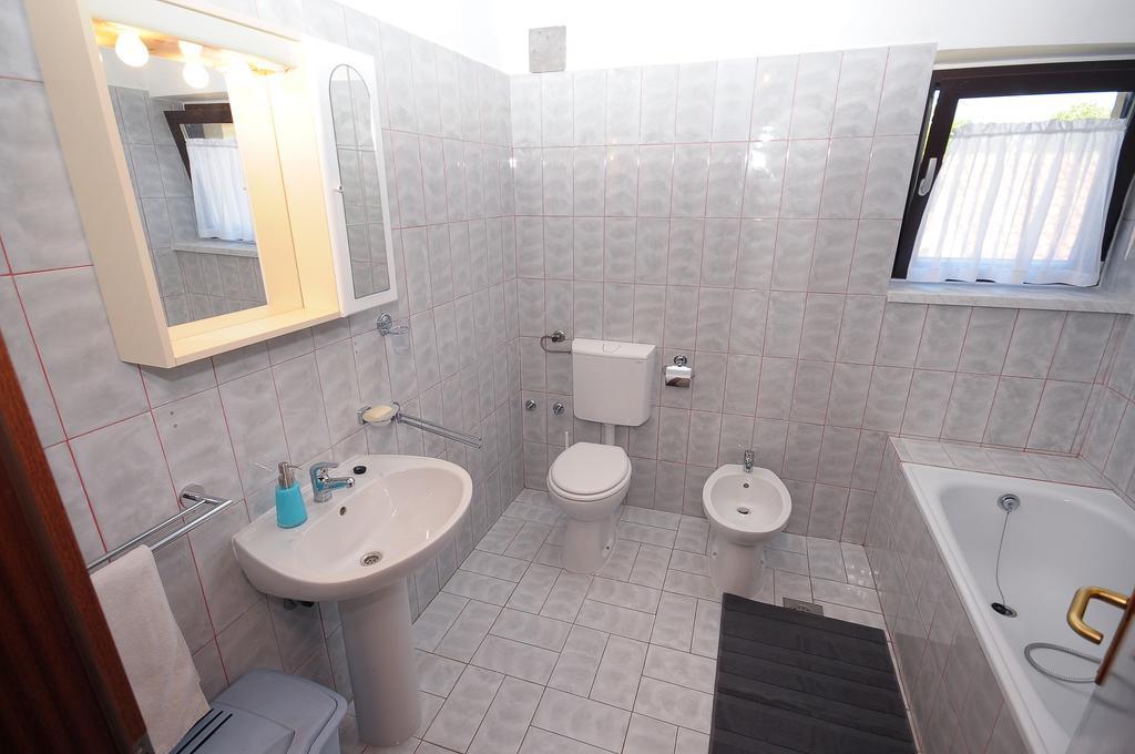 Apartament Vv プーラ 部屋 写真