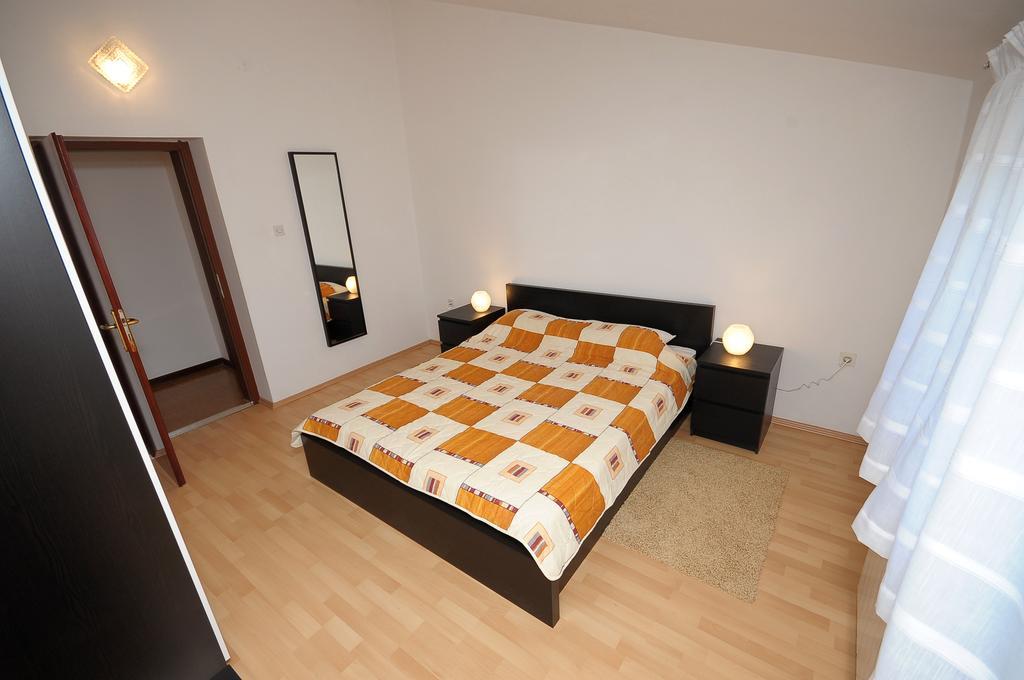 Apartament Vv プーラ 部屋 写真